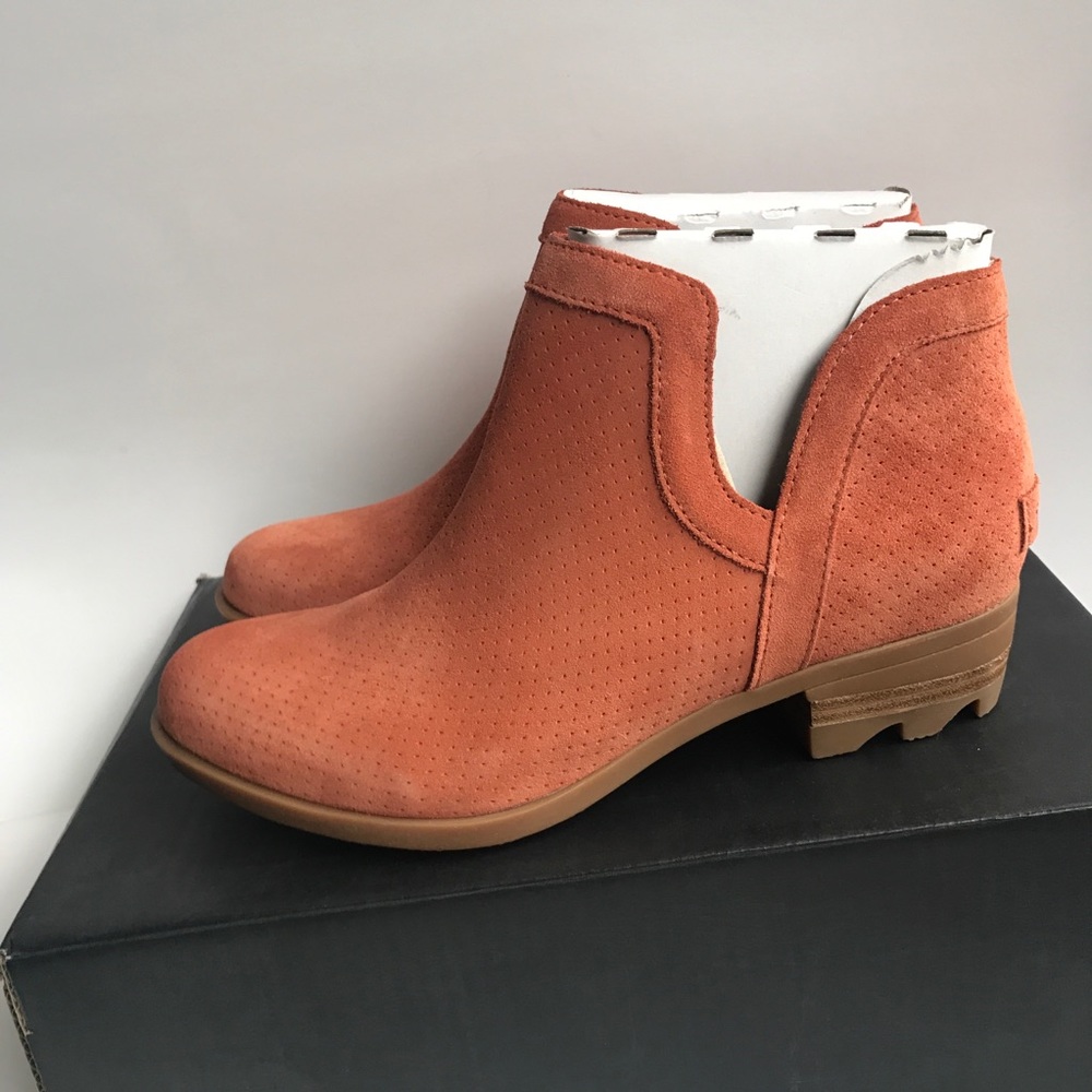 Sorel Lolla Cut Out Bootie Tek Brown size 8.5 - Picture 3 of 14